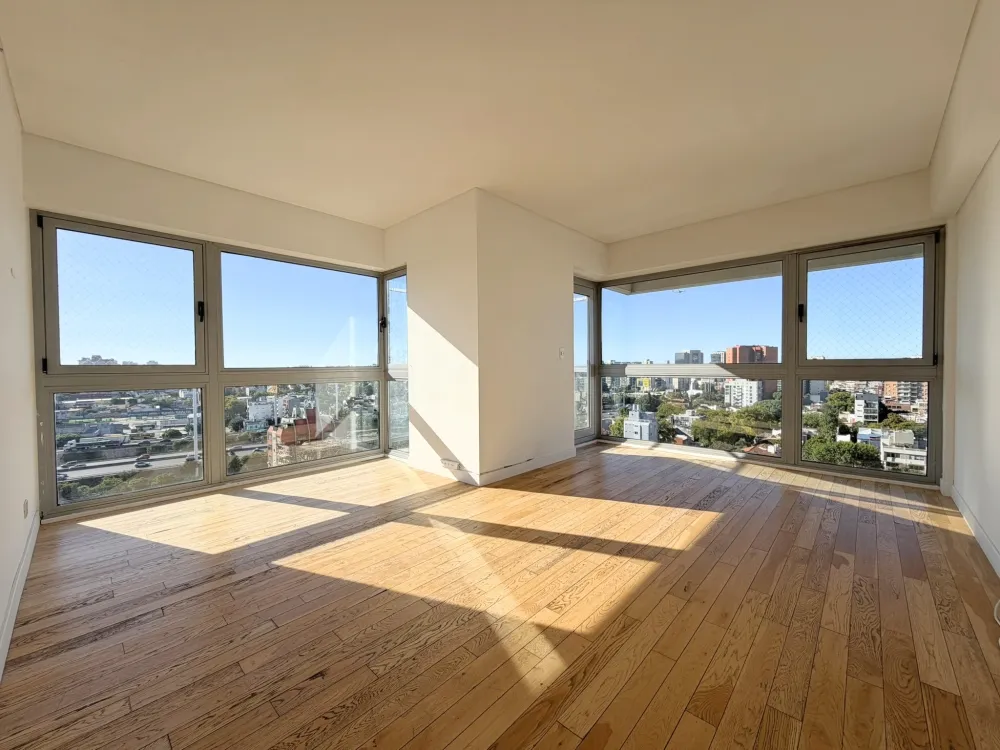 Two-bedroom apartment in Núñez with covered parking and pool