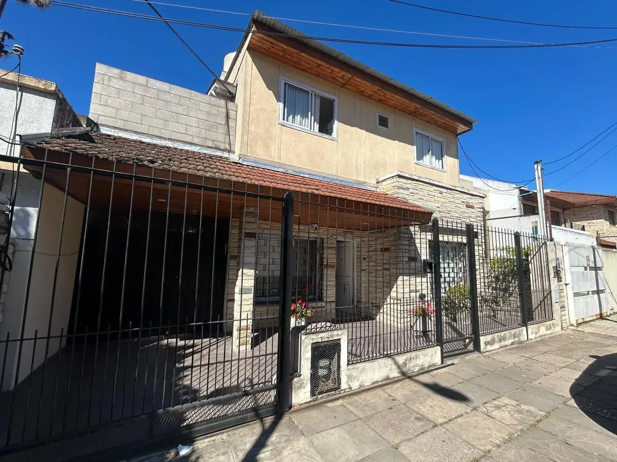 PH с 2 спальнями и патио в Beccar