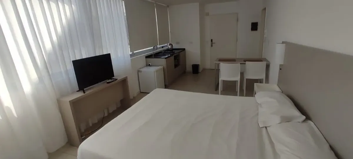 Kitnet mobiliada em San Nicolás