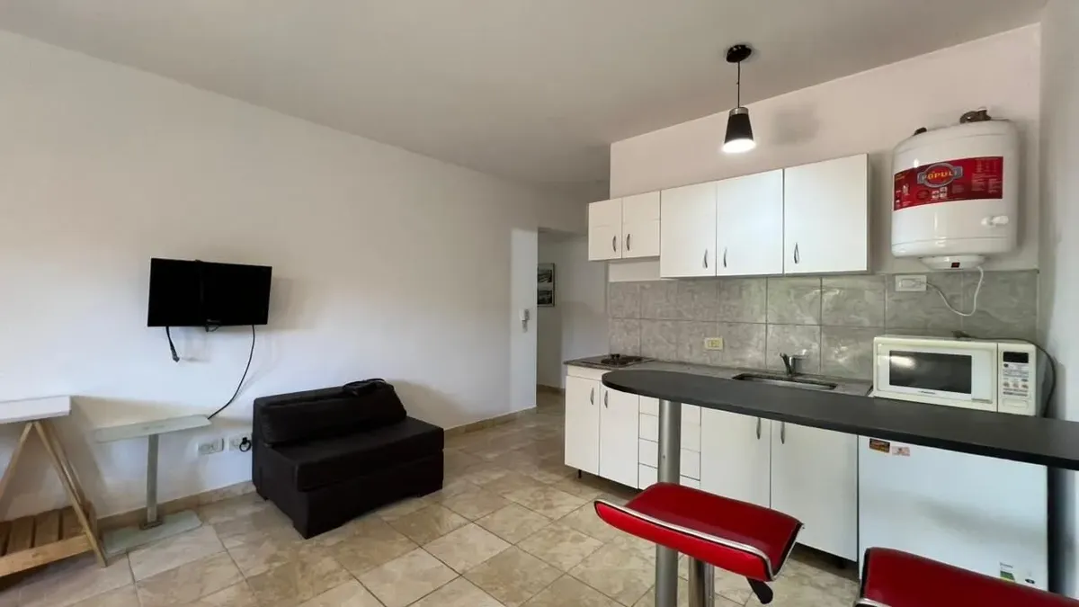 Monoambiente con balcón amoblado en Villa Urquiza