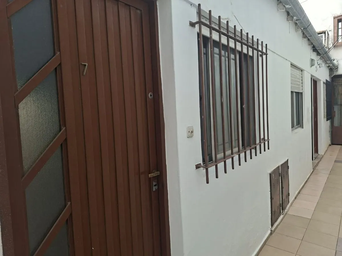 PH с одним помещением и закрытым двориком в Mataderos