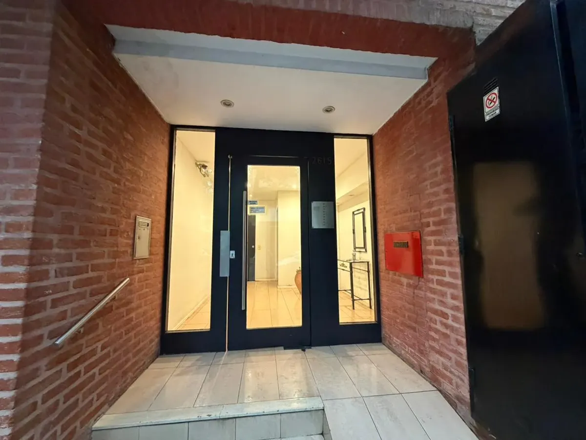 Departamento de 2 ambientes con balcón al frente en Belgrano