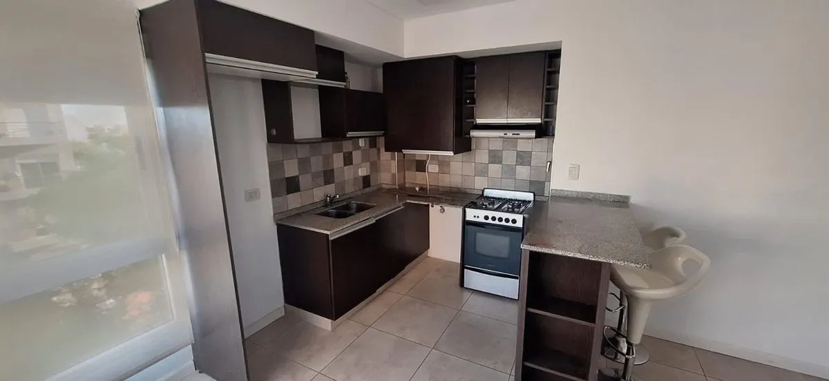 Departamento de 3 ambientes en Floresta