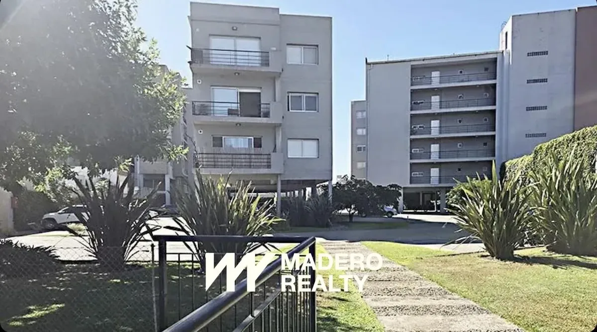 Unfurnished one-bedroom two-room apartment in Tigre