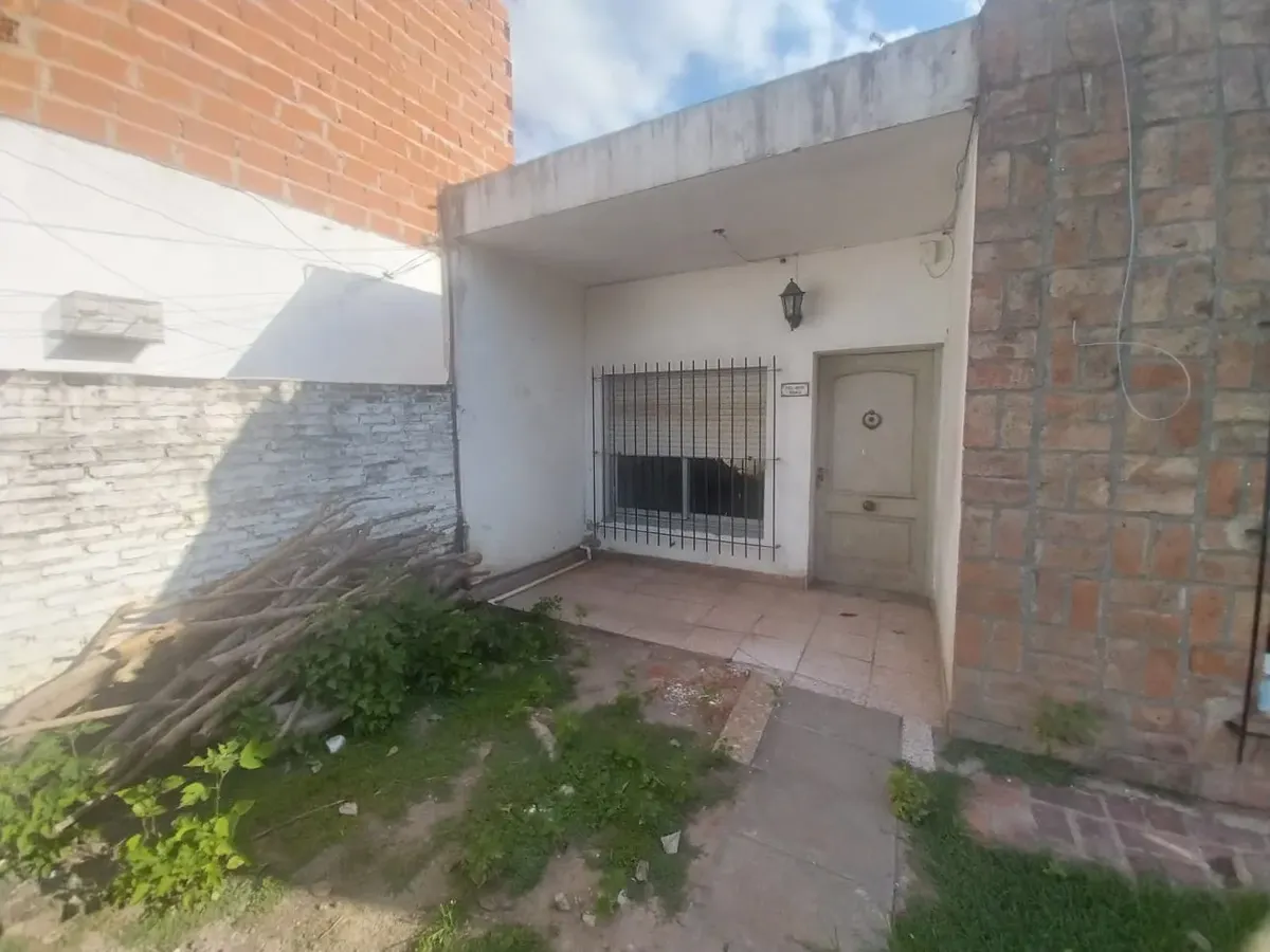 PH de dois ambientes com 1 quarto em Ituzaingó Norte