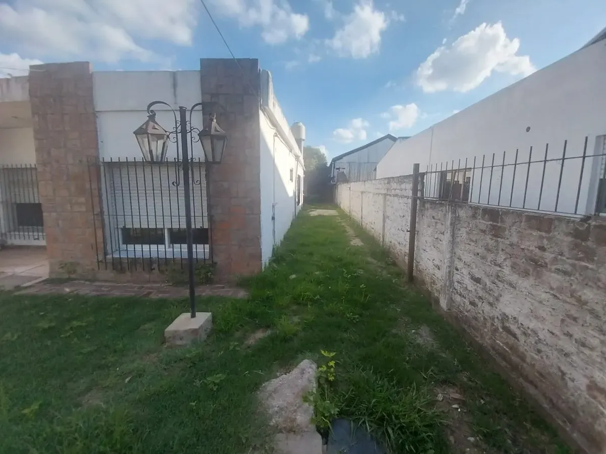 PH с 2 спальнями в Ituzaingó Norte