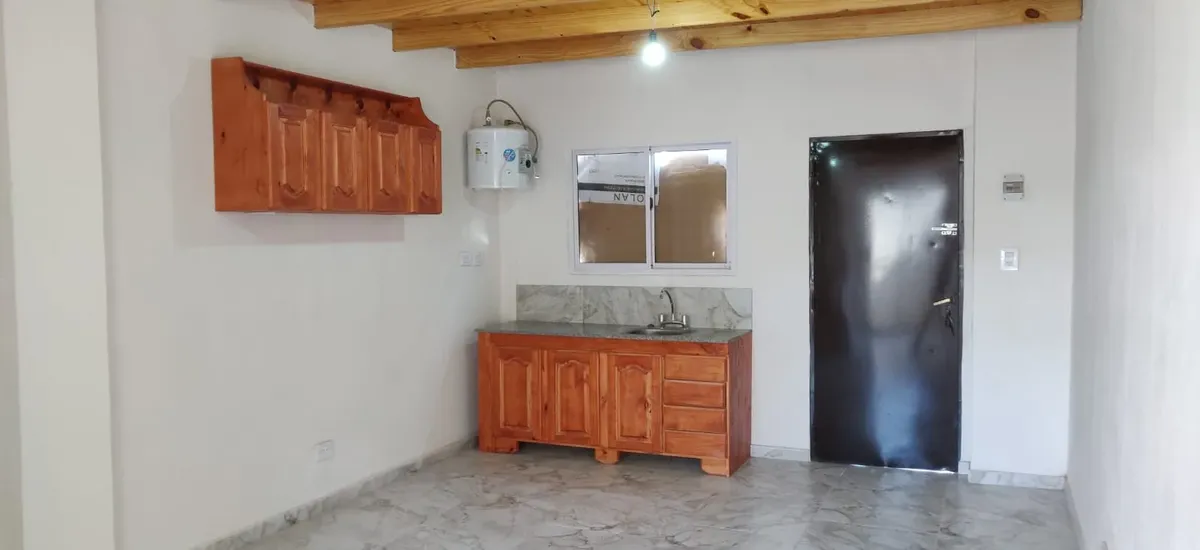 Kitnet novo (nunca habitado) na região central de Buenos Aires