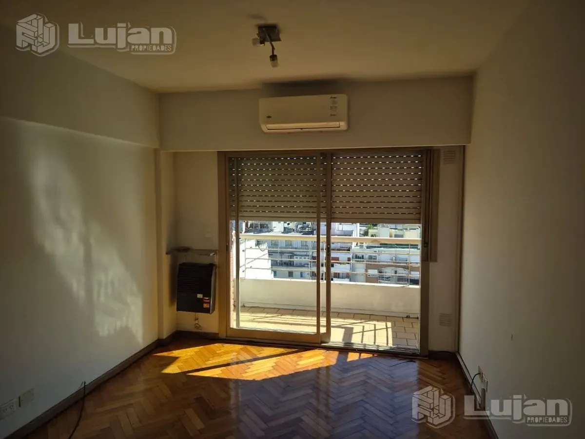 Квартира-студия с отдельной планировкой в Flores