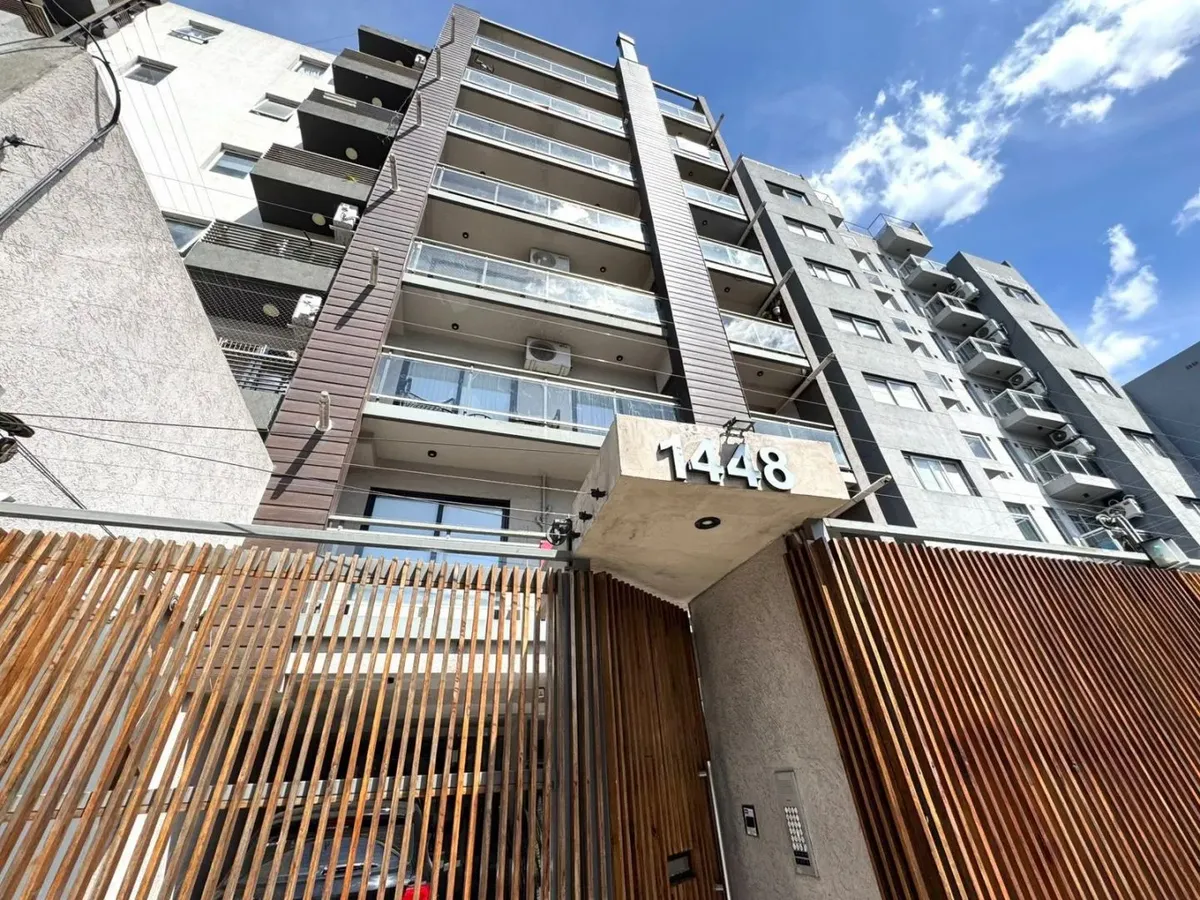 Two-room apartment with a grill and pool in Morón