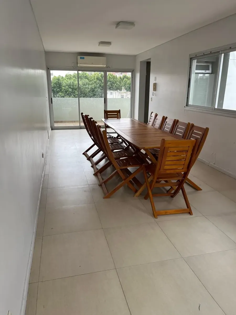 Departamento de 3 ambientes con cochera en Belgrano