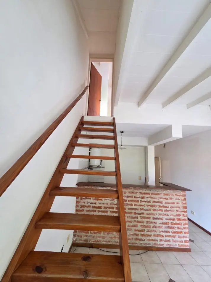 Alquiler Dos Ambientes Duplex San Miguel Muñiz