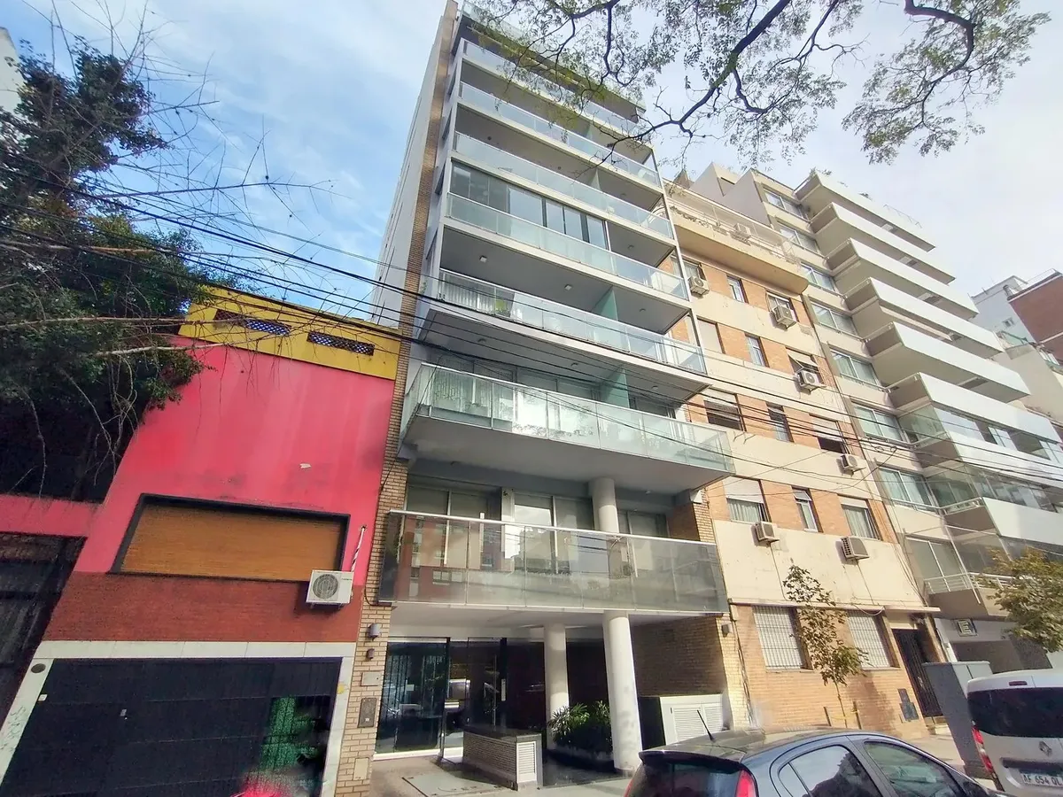 Двухкомнатная квартира в Belgrano без мебели на 3 этаже, с балконом