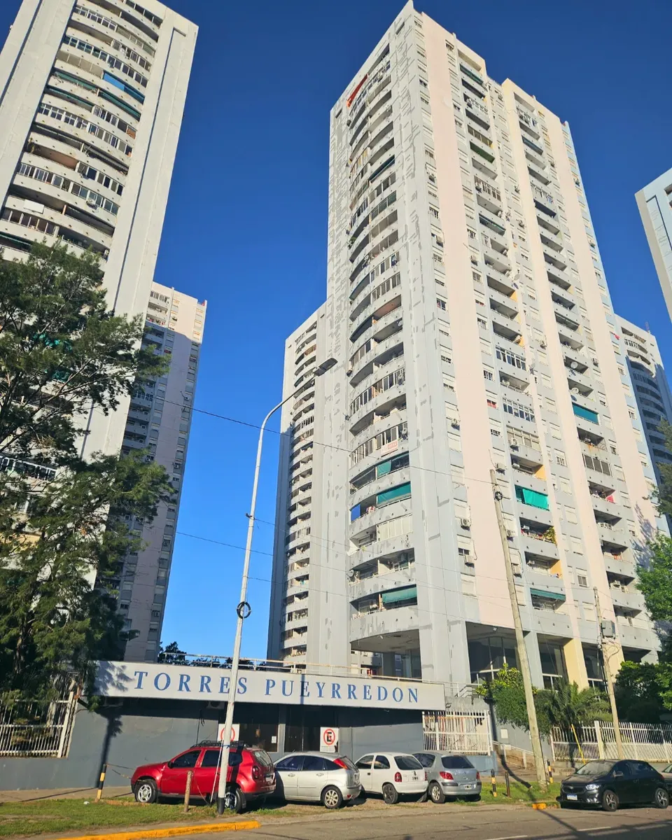 Аренда квартиры с 2 спальнями в Avellaneda Centro с балконом