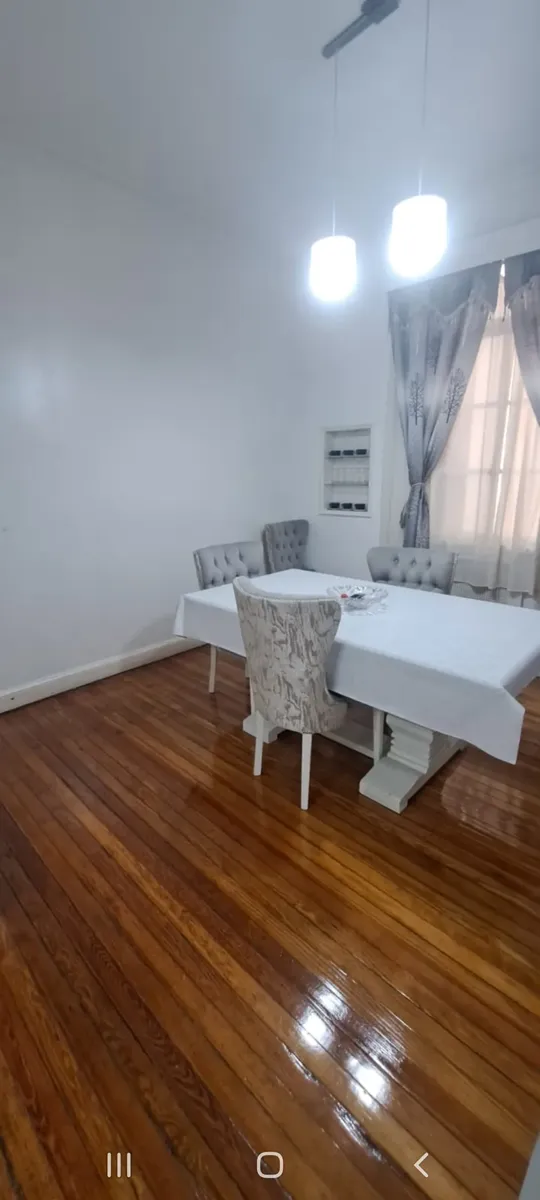 Departamento de 3 ambientes con 2 dormitorios en Monserrat