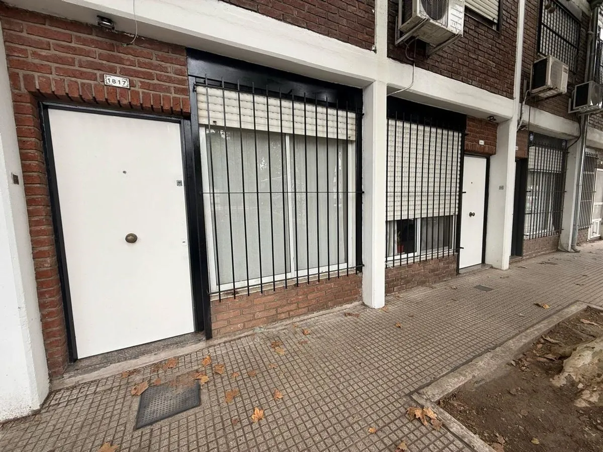 Dúplex con patio de 1 dormitorio en Villa General Mitre