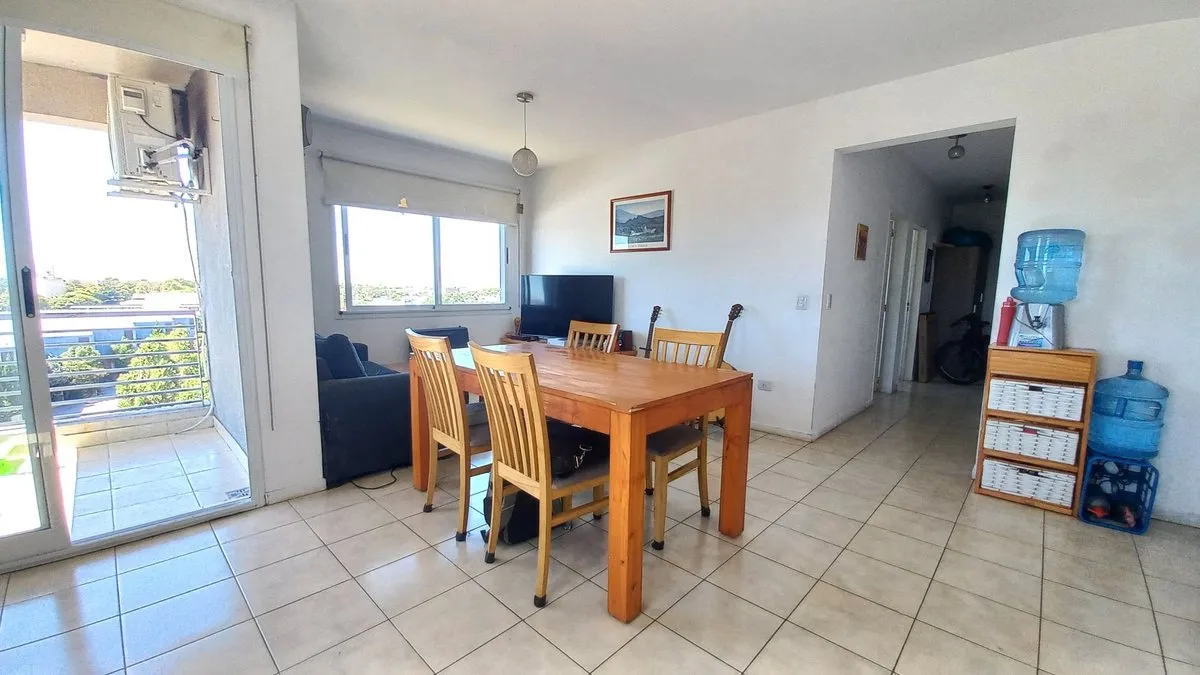 Apartamento de 2 quartos em Barracas com piscina e salão de festas