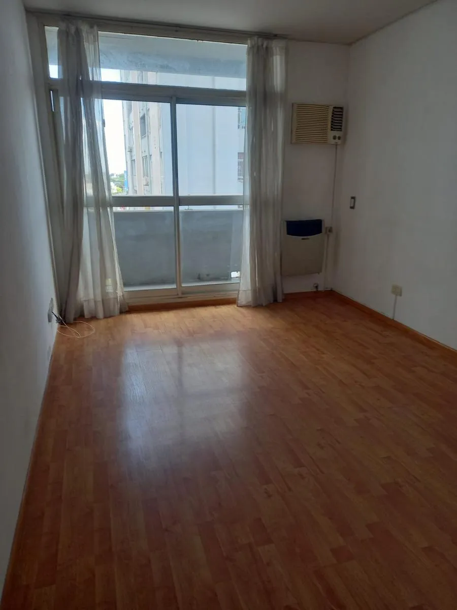 Двухкомнатная квартира в Avellaneda в Torres Pueyrredón