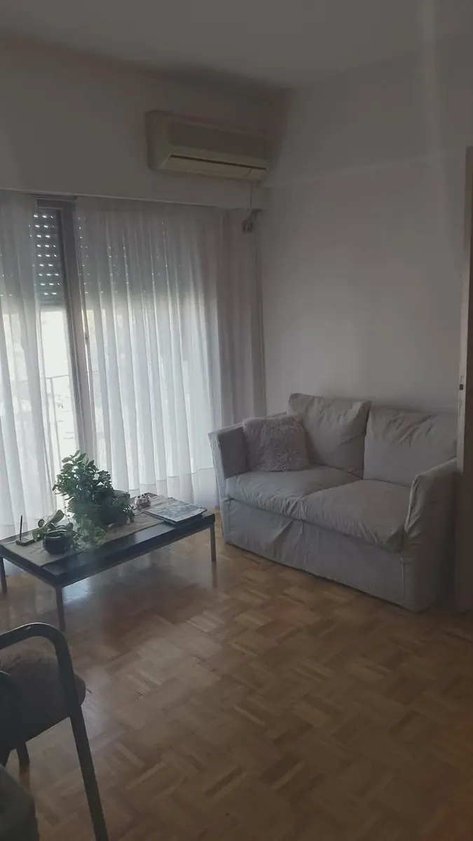 Se Trata De Un Departamento El Cual Se Encuentra En Excelentes Condiciones, Fue Pintado Fines Del Año Pasado, Tiene Todo En Funcionamiento, Actualmente Funciona De Oficina. En El Centro De Ballester
