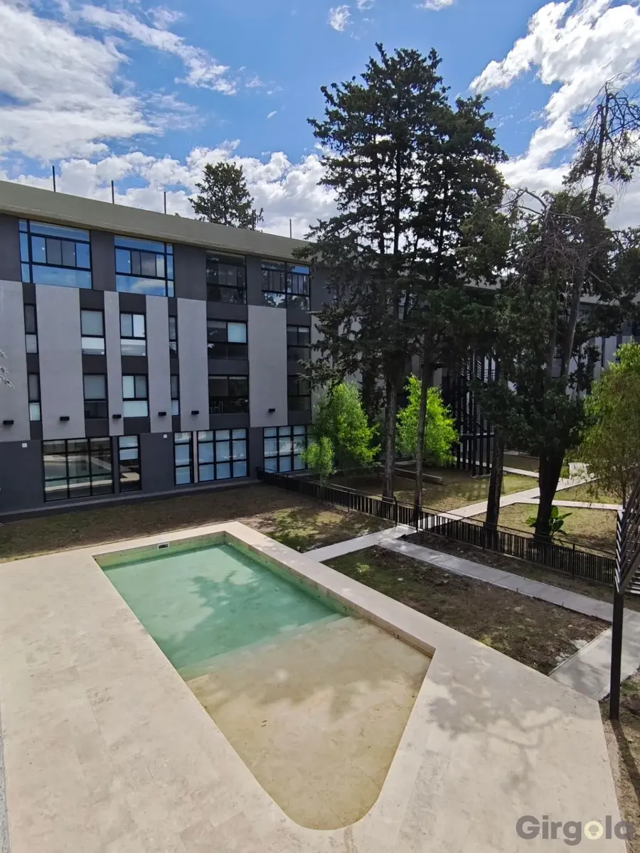 3rd floor, north, 111 m²