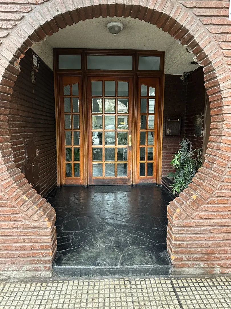 Two-room apartment with balcony in Villa Urquiza