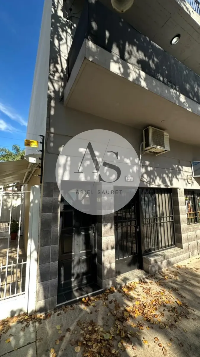 Departamento de 3 ambientes con balcón pasante en Villa Bosch