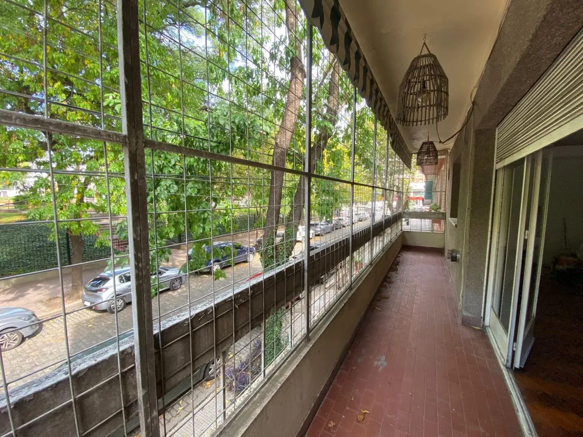 PH com 2 dormitórios e terraço privativo em Colegiales