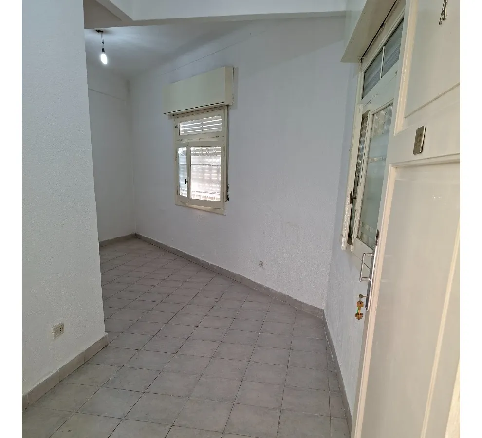 Departamento de 3 ambientes en alquiler en Parque Patricios