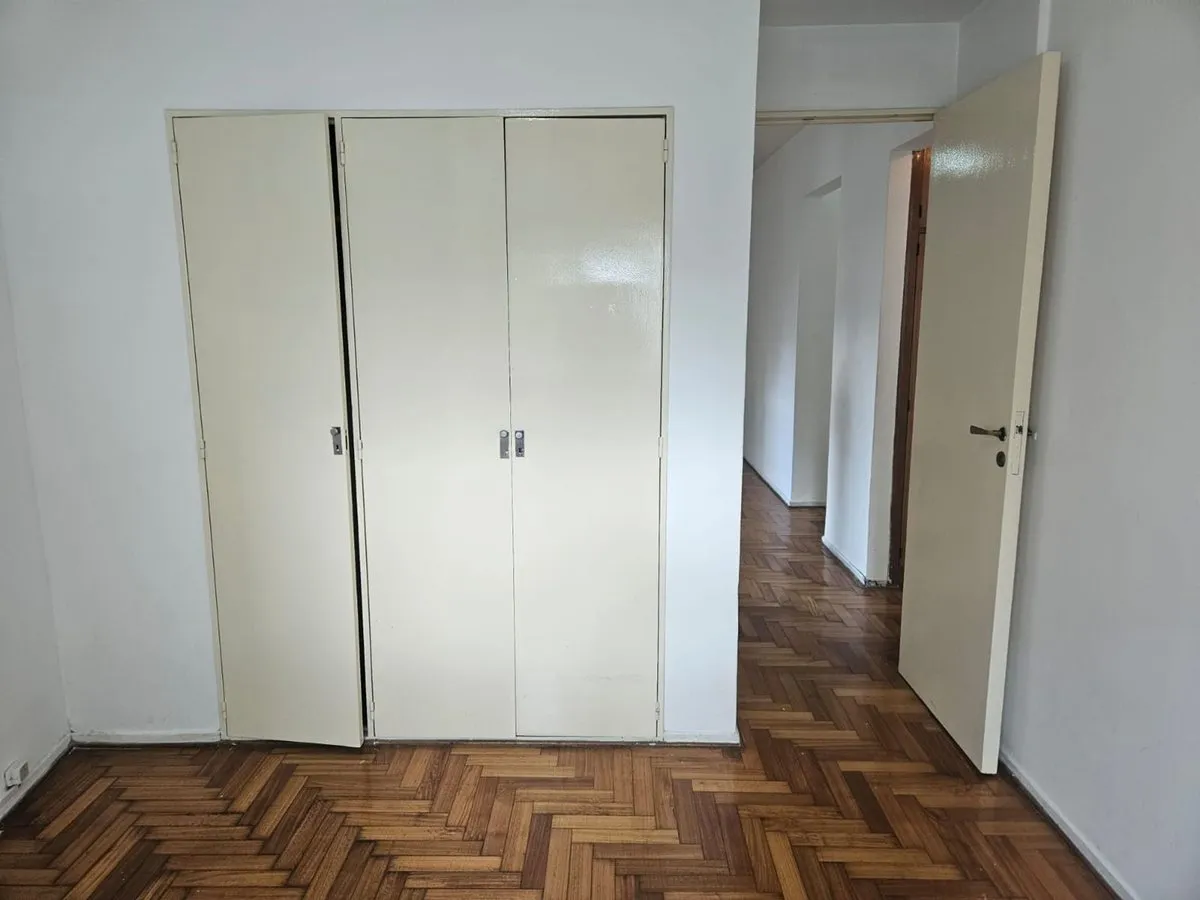 Alquiler Dpto 3 Amb Amplio C/balcon - Monte Castro
