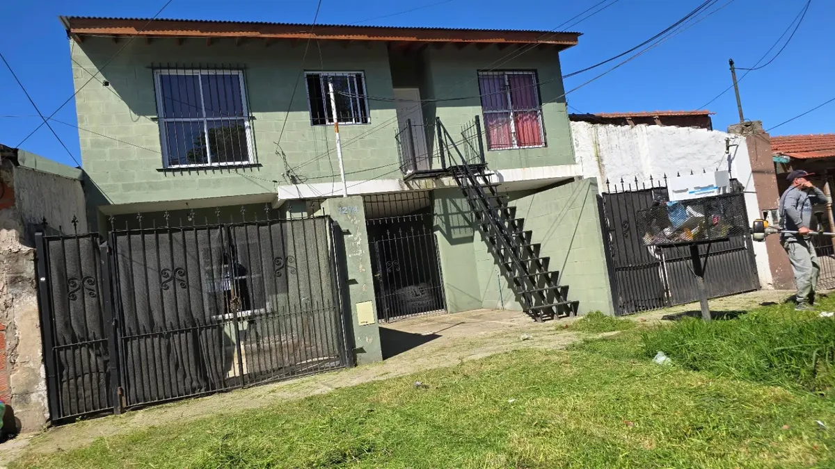 Apartamento de 2 ambientes com 1 quarto em José C. Paz