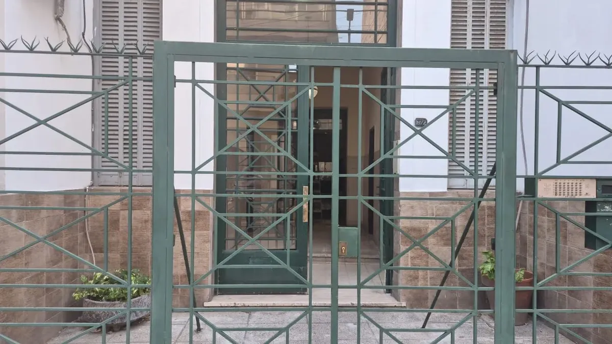 Two-room apartment with patio in Balvanera
