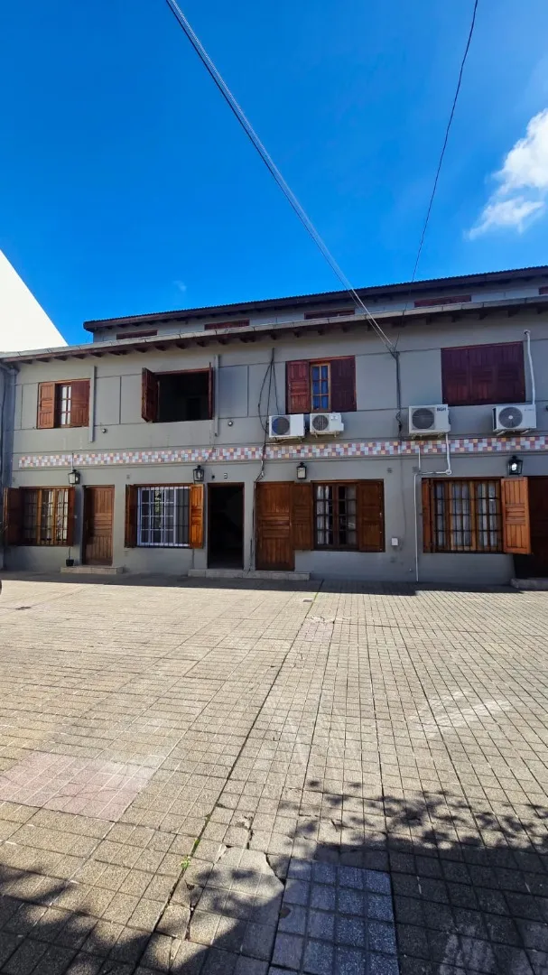 Triplex for rent with 3 rooms in Ramos Mejía