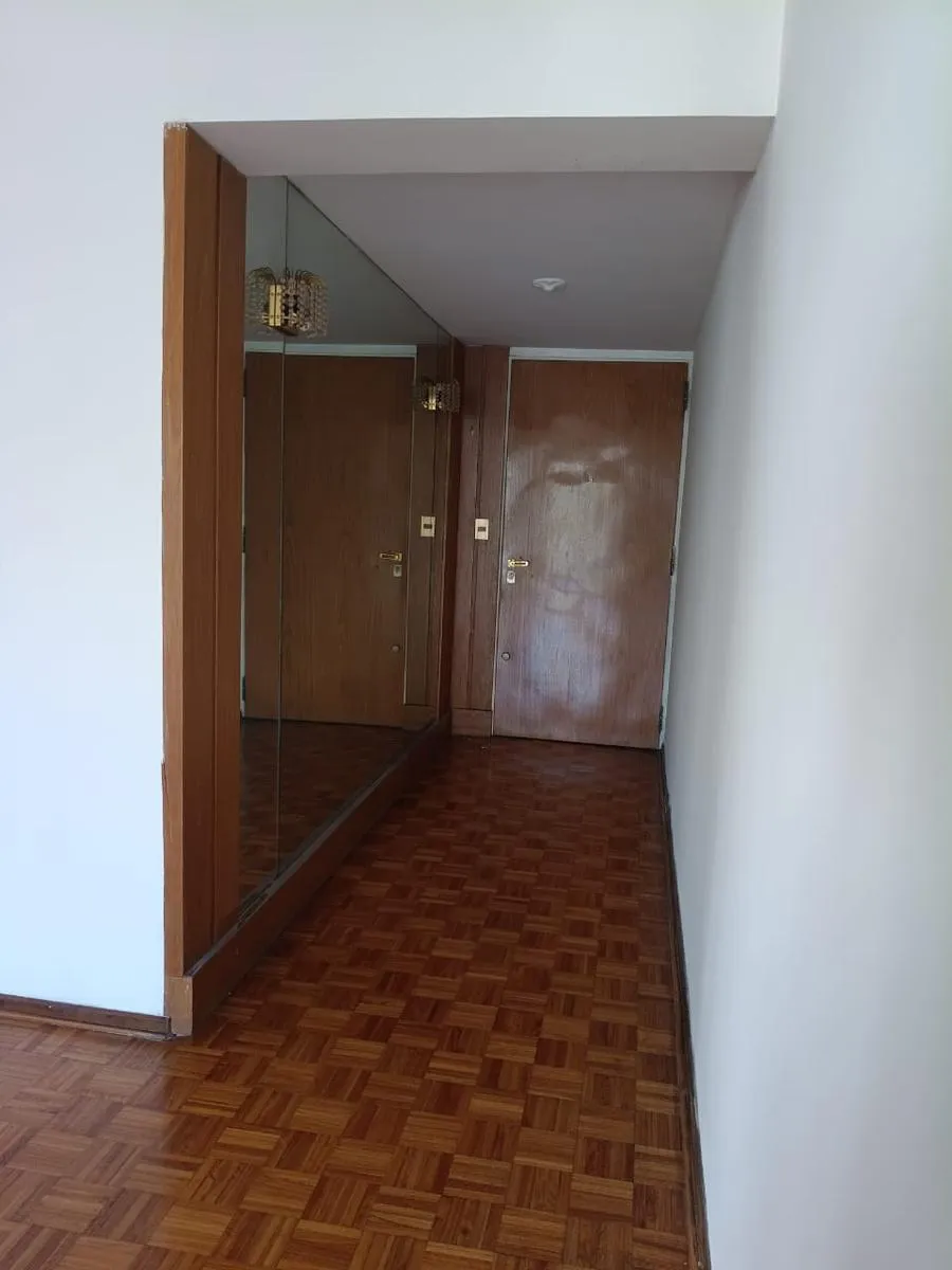 Apartamento de 3 ambientes com dependência e varanda em Belgrano