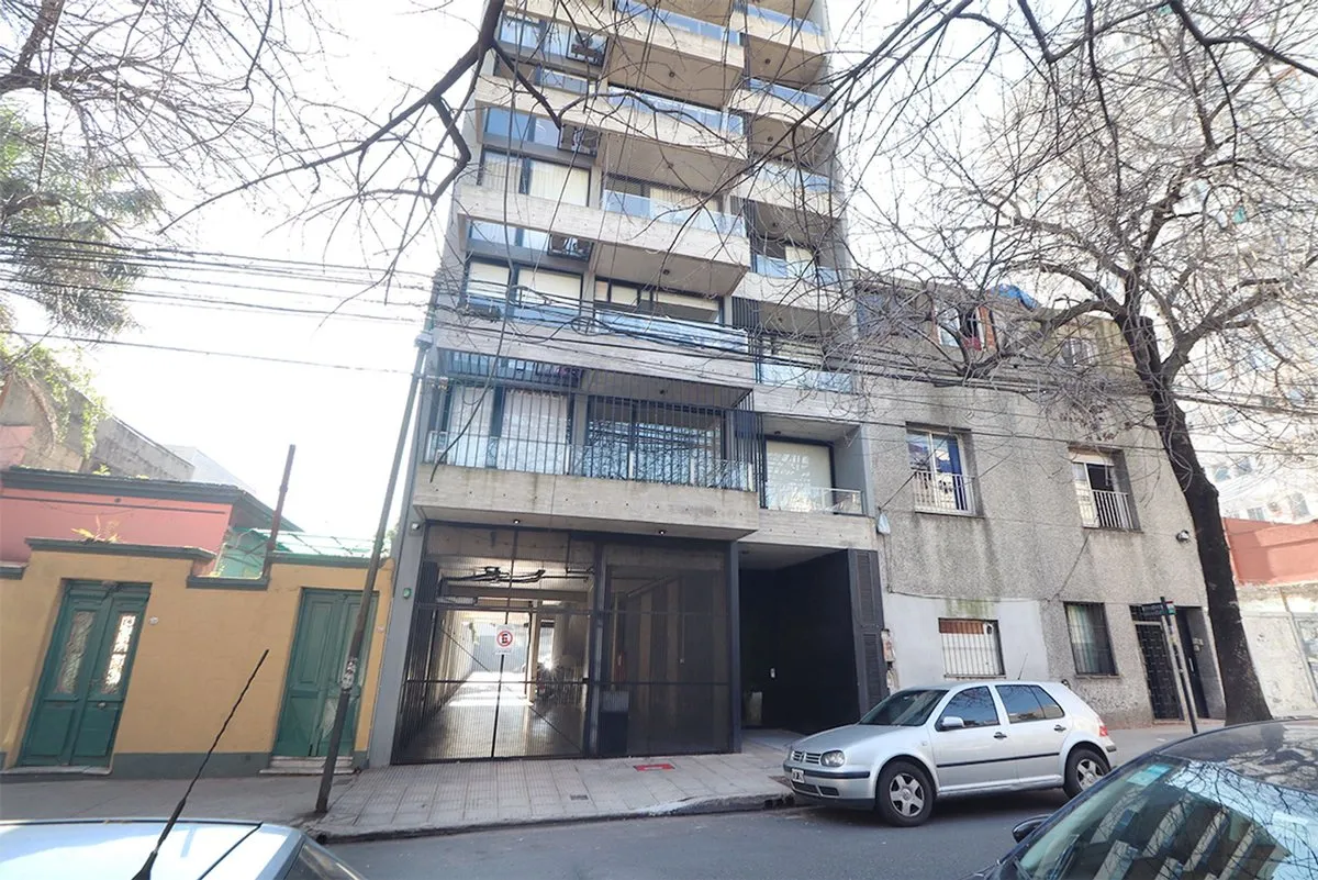 Monoambiente amueblado con balcón en Almagro