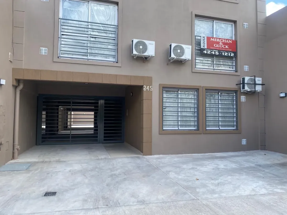 Monoambiente a estrenar apto profesional en Lomas de Zamora
