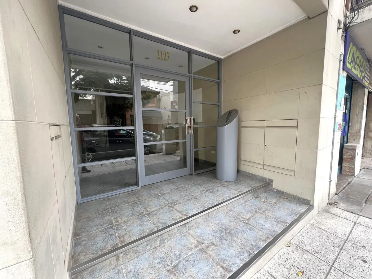 Mb Departamento 2 Amb. C/ Balcón Y Patio - 53m2
