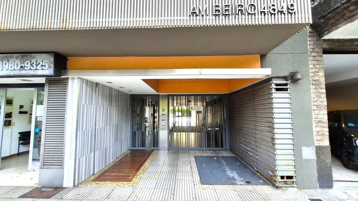 Monoambiente con balcón en Villa Devoto