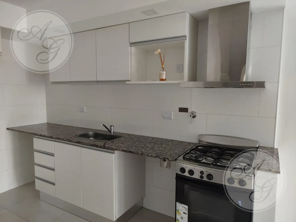Oportunidad! Venta Directa - 1amb C/ Balcon Exc Estado - Muñiz Y Quito - Todo Luz