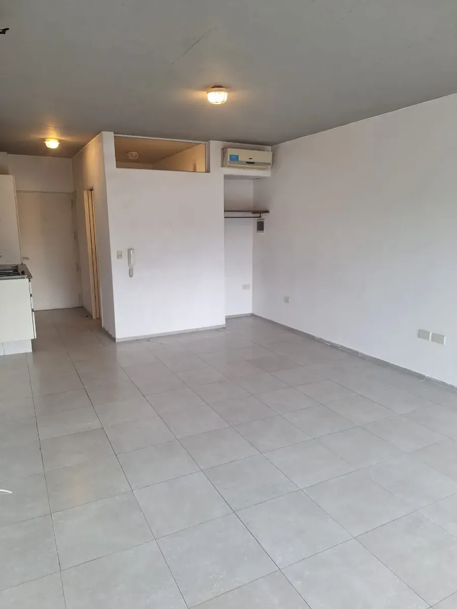 Moderno Monoambiente En Alquiler Con Vista Campo De Agronomia
