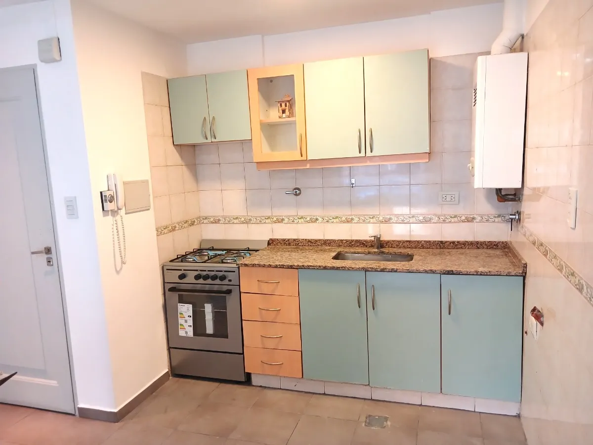 Departamento 2 Ambientes Al Frente En Alquiler Apto Profesional