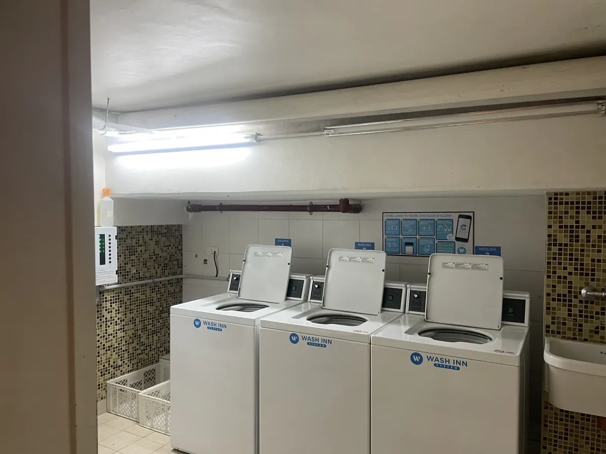 Alquiler Depto. 2 Amb De Categoría Lezica Plaza Cochera Opcional