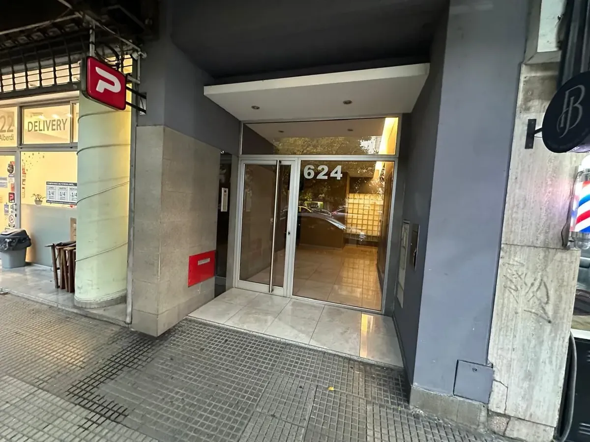 Two-bedroom duplex apartment in Caballito