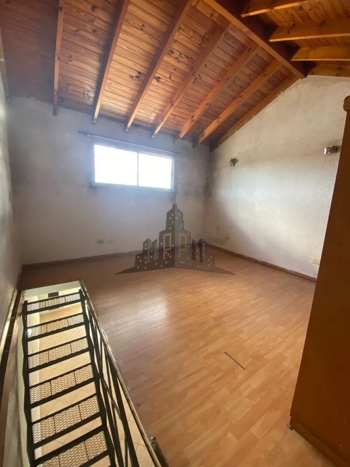 One-bedroom apartment with balcony in Caseros