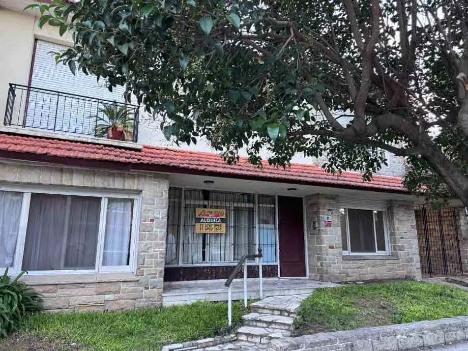 Casa En Alquiler En Quilmes Residencial