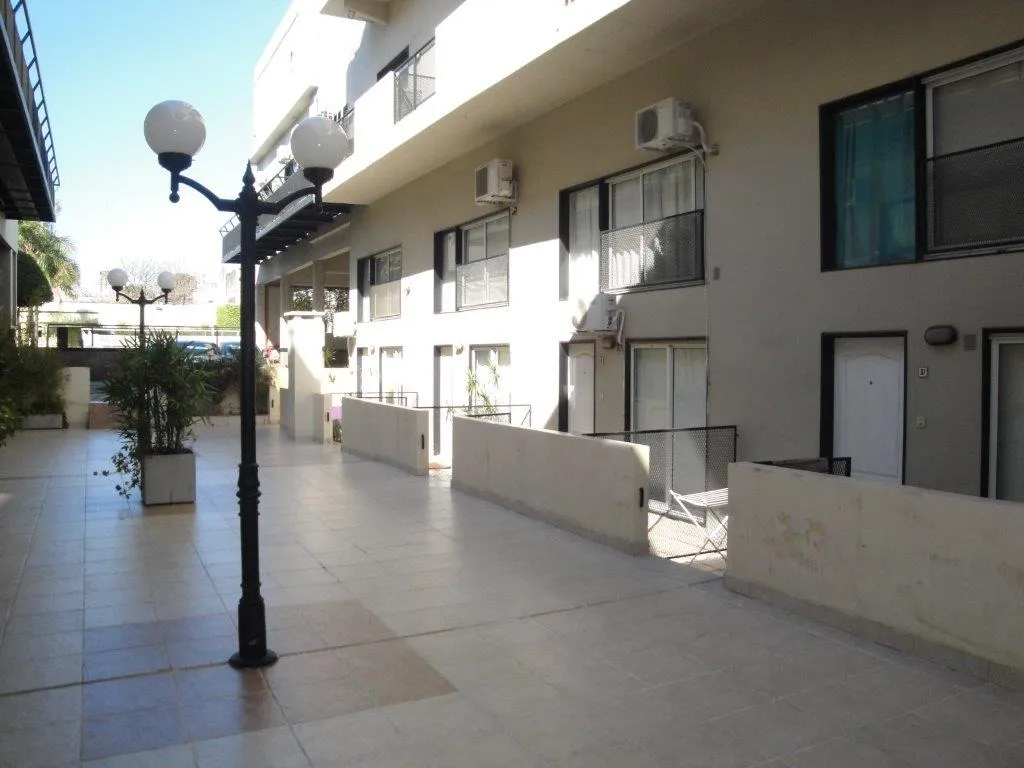 Dos Ambiente Loft, Pileta, Gym Y Sum En Condominio Del Sol