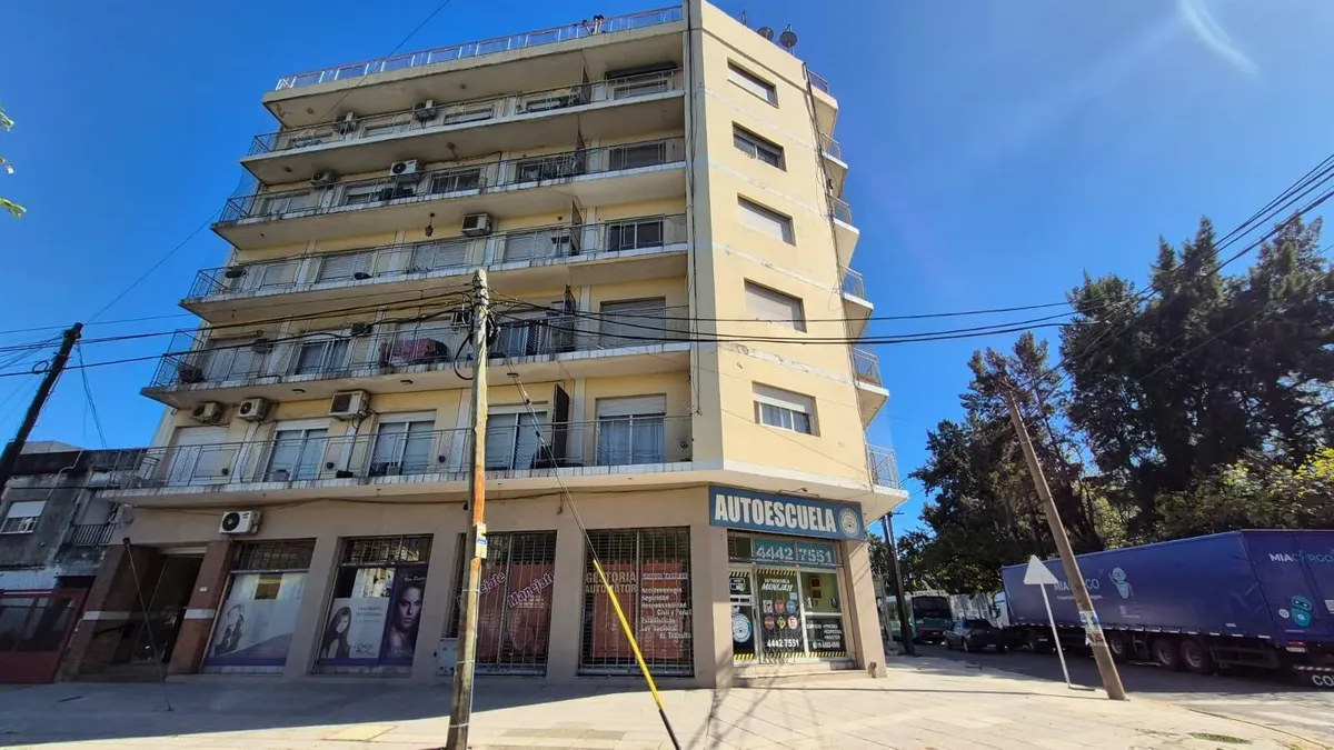 Departamento 4 Ambientes En Alquiler Tapiales
