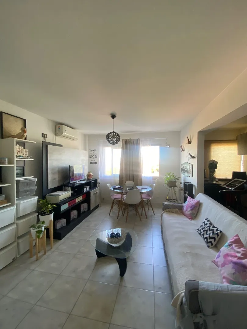 Duplex com varanda e terraço