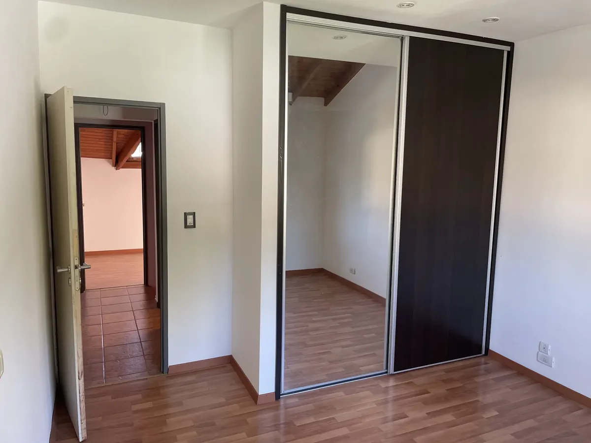 Duplex Con Jardín Y Pileta Propios En Ituzaingo Norte. Sin Expensas