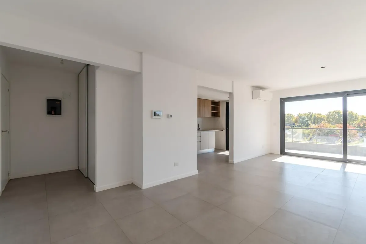 Divino Departamento En Alquiler Con Cochera En San Isidro, En Torre Con Amenities