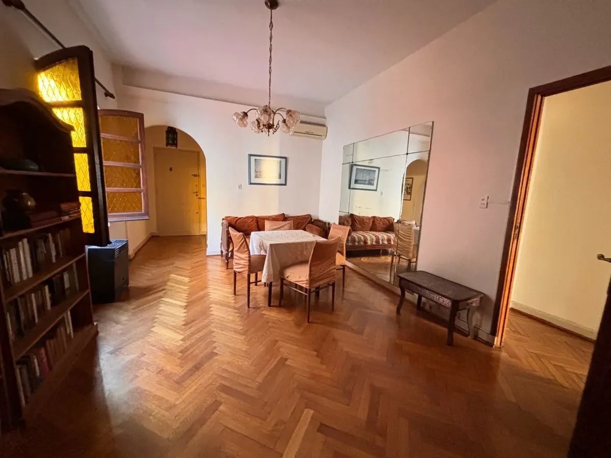 Furnished three-bedroom apartment in Recoleta