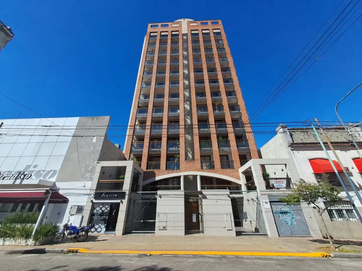 Departamento En Alquiler En La Plata En 46 E/ 10 Y 11